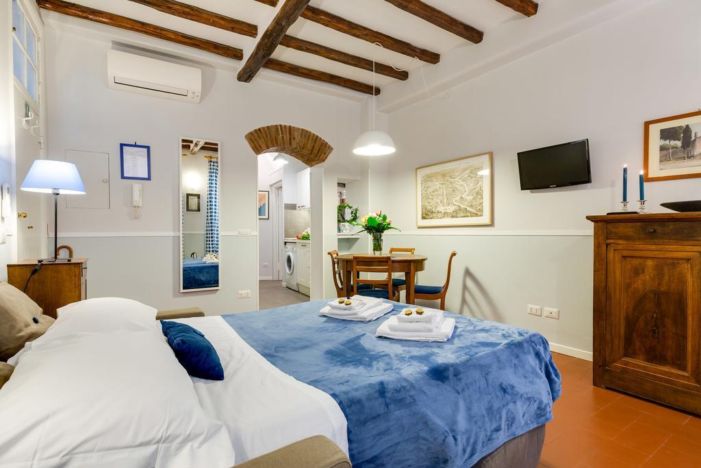 Rome As You Feel - Piazza Dei Satiri Apartments エクステリア 写真