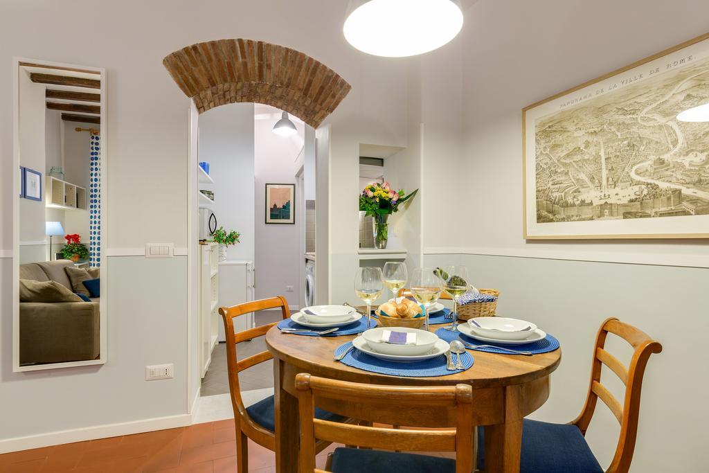 Rome As You Feel - Piazza Dei Satiri Apartments エクステリア 写真